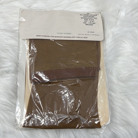 VTG Bergdorf Goodman Plaza Hosiery All Sheer Opaque Pantyhose Sandal Toe Size B - Picture 3 of 5